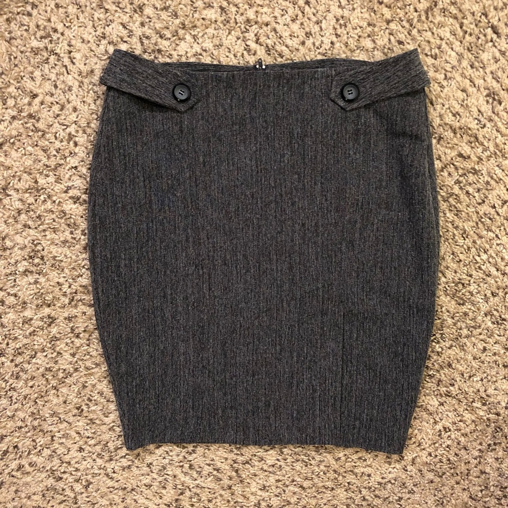 ‘SOLD’ BRAND NEW Dark Charcoal Grey Skirt NWOT - Picture 1 of 8